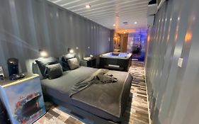 Les Docks Insolite & Spa